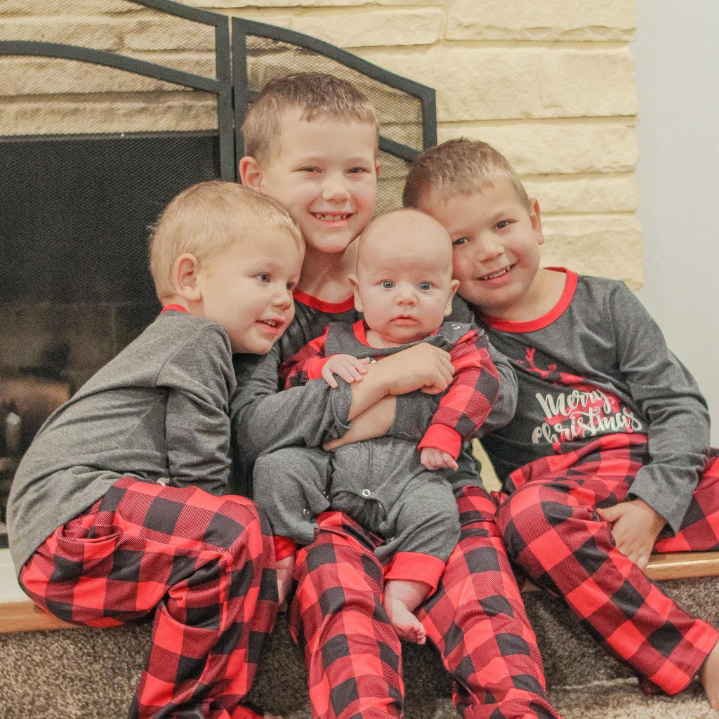 IFFEI Matching Family Pajamas Sets Christmas PJ's Sleepwear Merry Christmas Reindeer with Plaid Bottom with Pocket