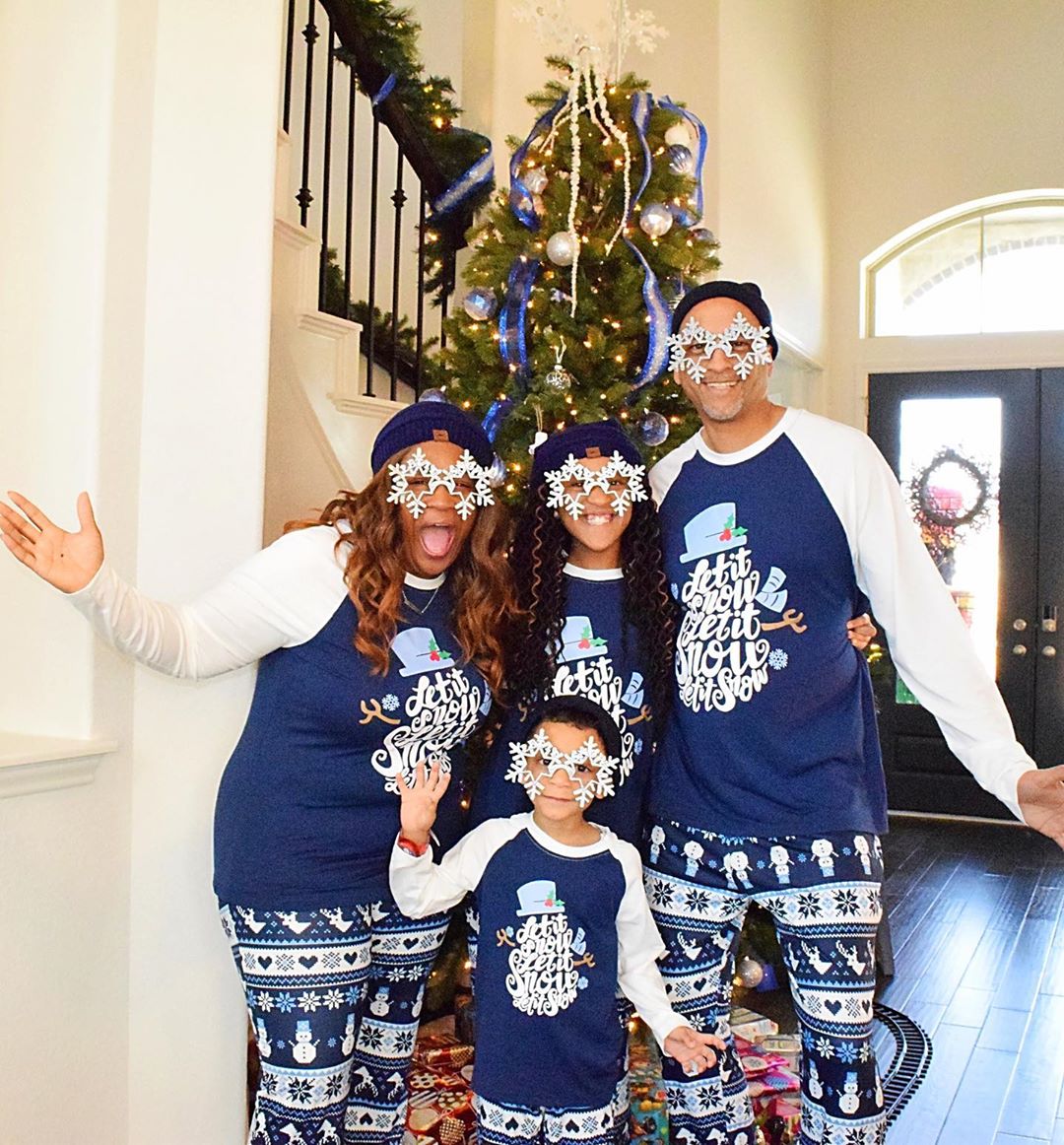 IFFEI Family Christmas Pajamas Matching Sets Let it Snow Printed Shirt and Pants Jammies with Pockets