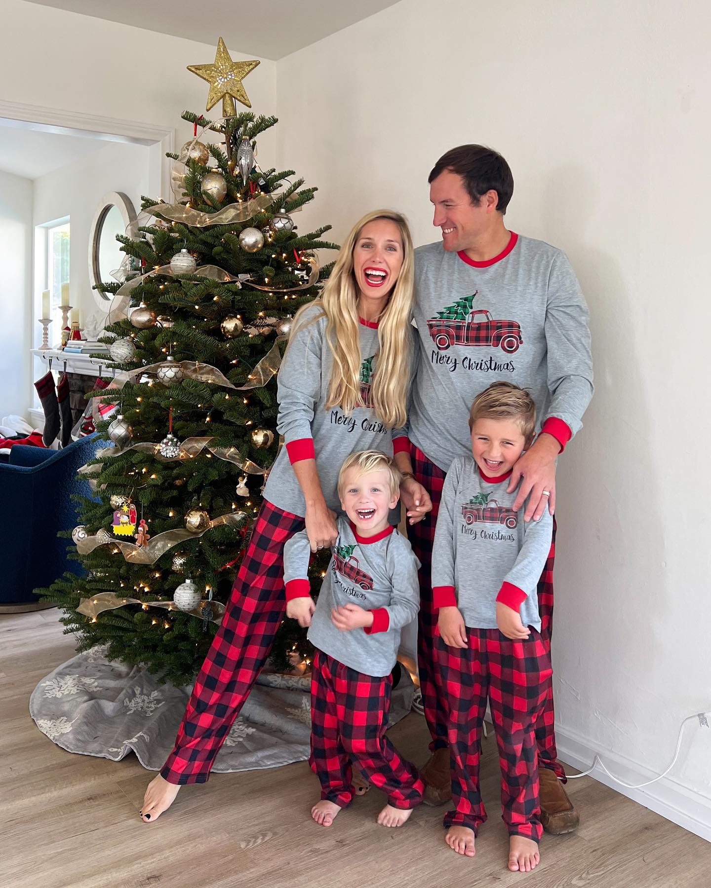IFFEI Matching Family Pajamas Sets Christmas PJ's Sleepwear Truck Print Top and Plaid Pants with Pocket